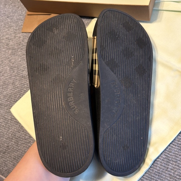 Burberry slides - Picture 6 of 8